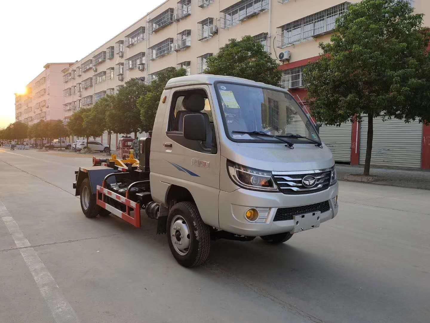 Tangjun Hook Loader Truck Rear Dual Wheels