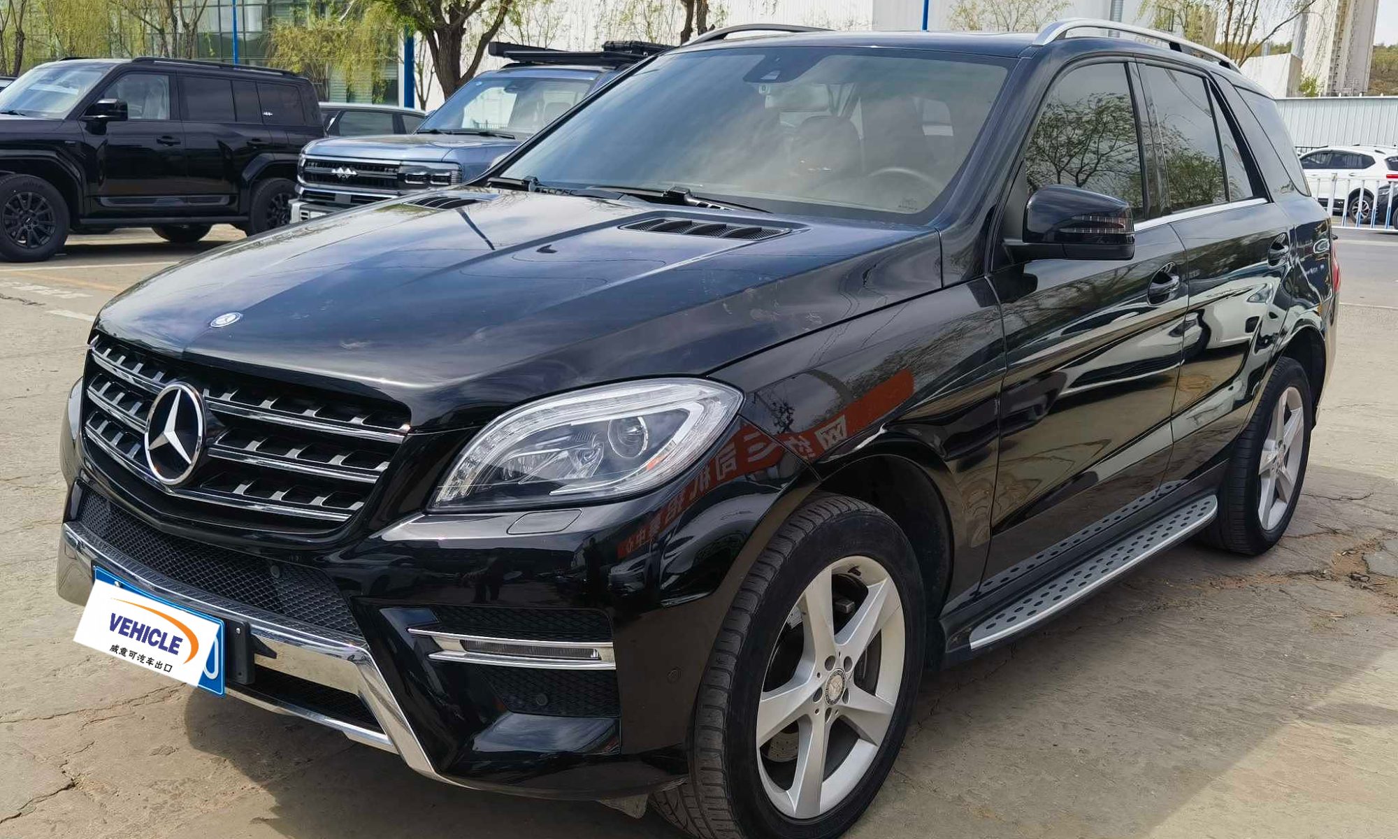 Mercedes-Benz M-Class 2014 ML 320 4MATIC outerior