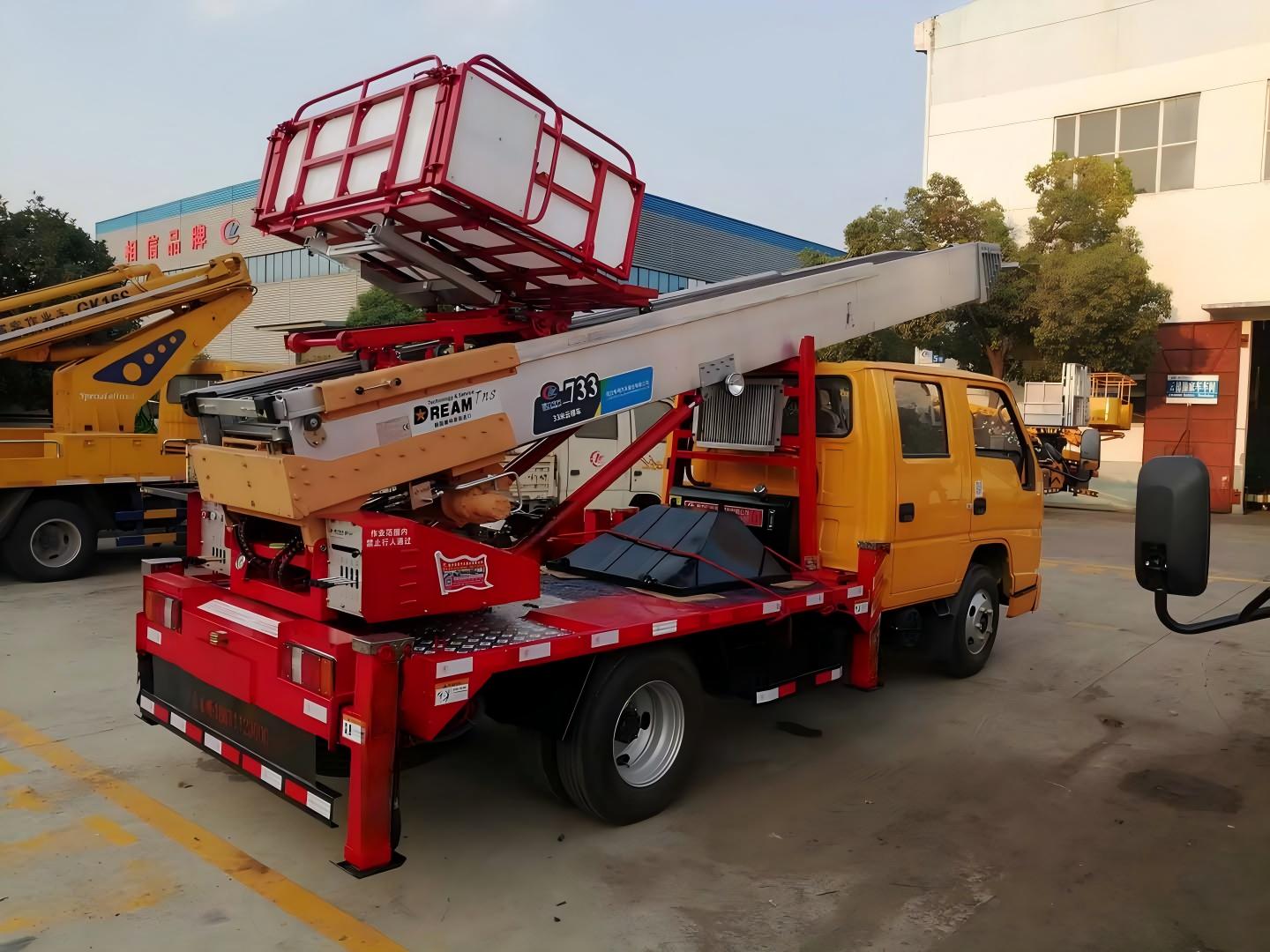 33m aerial moving lift rotating platform