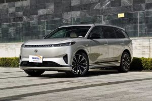 Dongfeng YPAI eπ 008 for export - rear view